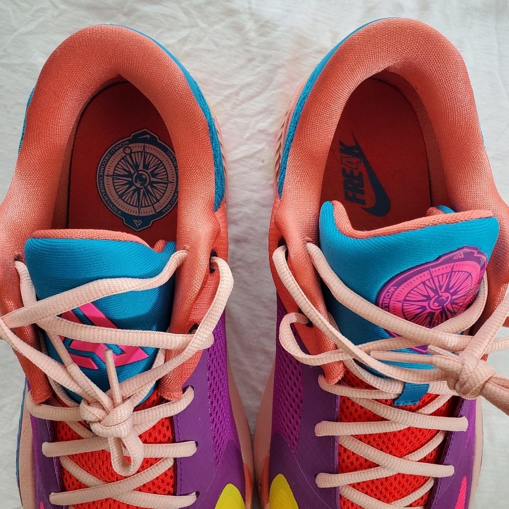 Nike Zoom Freak 4 Vivid Purple/Laser Blue - Picture 7 of 9